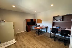 281 Chapel St, New Haven, CT 06513 - Photo 5