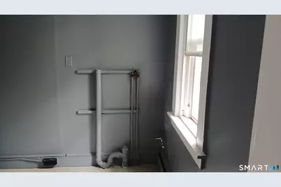 32 South Street, Torrington, CT 06790 - Photo 7