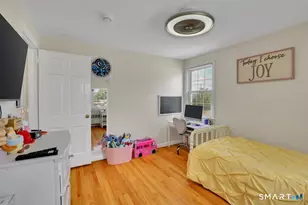 292 S Main St, West Hartford, CT 06107 - Photo 23