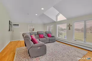 292 S Main St, West Hartford, CT 06107 - Photo 7