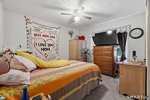8-10 Depot Rd, Groton, CT 06340 - Photo 11