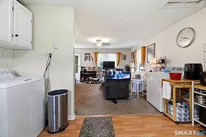 8-10 Depot Road, Groton, CT 06340 - Photo 15