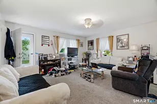 8-10 Depot Rd, Groton, CT 06340 - Photo 7