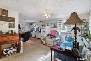 8-10 Depot Rd, Groton, CT 06340 - Photo 21