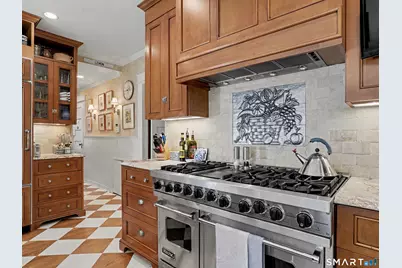 2477 Bronson Road, Fairfield, CT 06824 - Photo 13