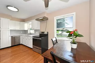 245 Oakwood Dr, Fairfield, CT 06824 - Photo 5