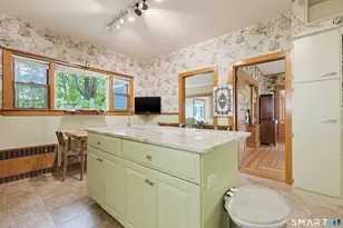 89 Mechanics St, Putnam, CT 06260 - Photo 35