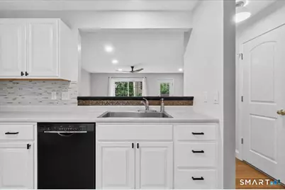 15 Freedom Way #69, East Lyme, CT 06357 - Photo 7