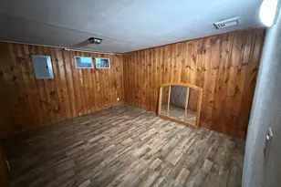 17 Navarro Rd, East Haven, CT 06512 - Photo 23