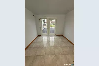 17 Navarro Road, East Haven, CT 06512 - Photo 25