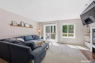 112 Greenwoods Ln, East Windsor, CT 06088 - Photo 7