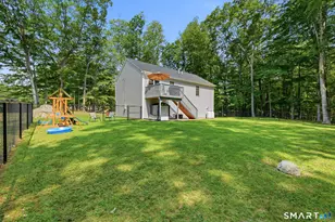 845 Old Colchester Rd, Montville, CT 06370 - Photo 33