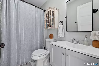 845 Old Colchester Road, Montville, CT 06370 - Photo 23