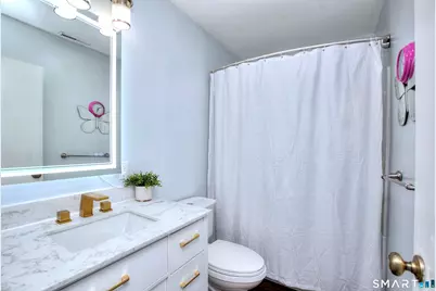 50 Greenhouse Road #57D, Bridgeport, CT 06606 - Photo 9