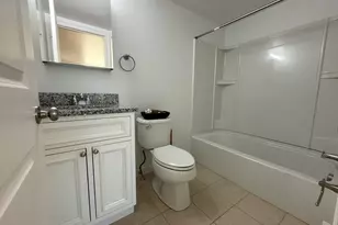 9 Brewer St, New London, CT 06320 - Photo 13