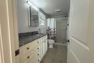 9 Brewer St, New London, CT 06320 - Photo 15
