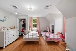 5 Victor St, East Haven, CT 06512 - Photo 21