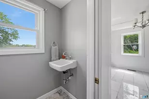 5 Victor St, East Haven, CT 06512 - Photo 17