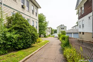 92 Fairfield Ave, Hartford, CT 06114 - Photo 23