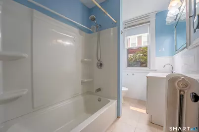 92 Fairfield Avenue #1st Floor, Hartford, CT 06114 - Photo 17