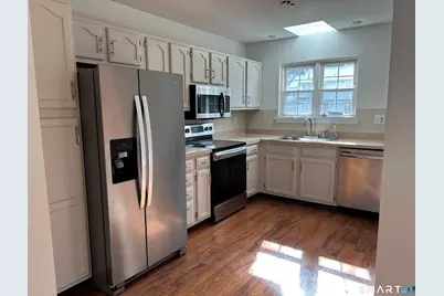 235 Red Oak Lane #235, Bridgeport, CT 06606 - Photo 3