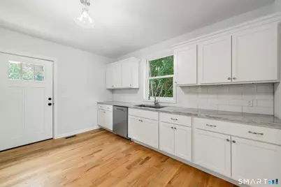 38 Charter Oak Avenue, East Haven, CT 06512 - Photo 15