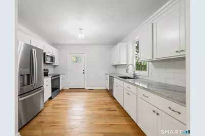 38 Charter Oak Avenue, East Haven, CT 06512 - Photo 5
