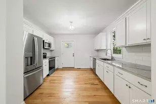 38 Charter Oak Ave, East Haven, CT 06512 - Photo 5