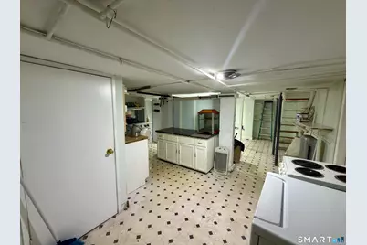 40 Elm Street, East Hartford, CT 06108 - Photo 27
