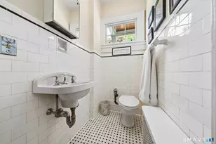 37 Bettswood Rd, Norwalk, CT 06851 - Photo 15
