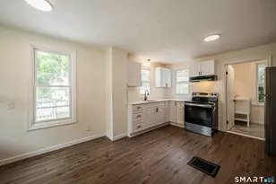32 Elm St, Bristol, CT 06010 - Photo 21