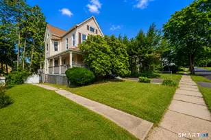 32 Elm St, Bristol, CT 06010 - Photo 7