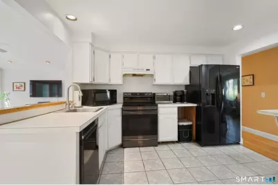46 Longfellow Road, Shelton, CT 06484 - Photo 11