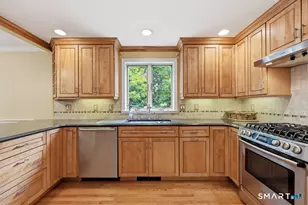 78 Wadsworth St, Glastonbury, CT 06033 - Photo 7