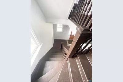 572 Elm Street, New Haven, CT 06511 - Photo 17