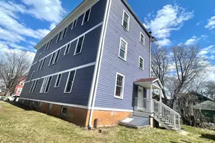 572 Elm St, New Haven, CT 06511 - Photo 3