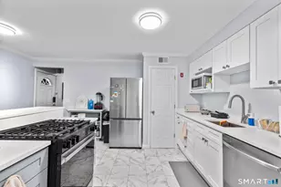 366 Columbus Ave, Stratford, CT 06615 - Photo 15