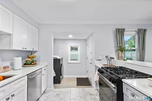 366 Columbus Ave, Stratford, CT 06615 - Photo 13