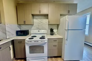 202 Bellevue St, Hartford, CT 06120 - Photo 9