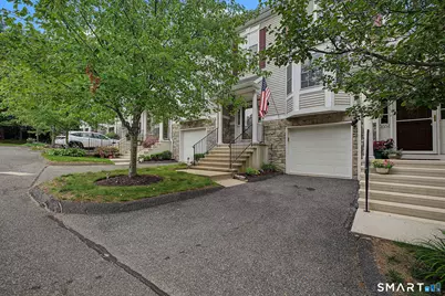 2005 Heartwood Lane #2005, Danbury, CT 06811 - Photo 1