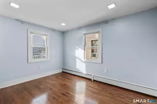 75 Commercial St, Bridgeport, CT 06606 - Photo 29