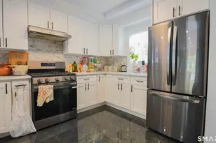 849 Frost Rd, Waterbury, CT 06705 - Photo 19