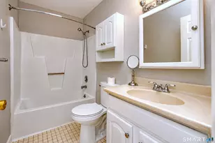 200 Yale St, Waterbury, CT 06704 - Photo 23