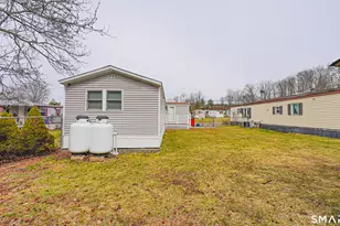 525 E Main St, Branford, CT 06405 - Photo 23