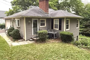 33 Hillcrest Ave, Watertown, CT 06795 - Photo 5