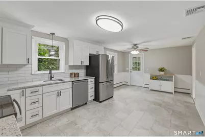 126 Davis Road, East Hartford, CT 06118 - Photo 11