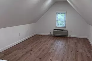 28 Garfield Rd, West Hartford, CT 06107 - Photo 21