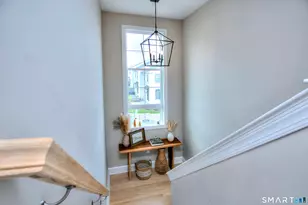 89 Brentwood Cir, Danbury, CT 06810 - Photo 15