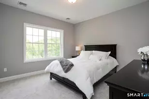 35 Ringgold St, West Hartford, CT 06119 - Photo 13