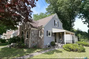 235 Summit St, Manchester, CT 06042 - Photo 3